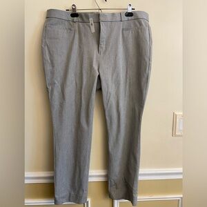 NWT Banana Republic gray Sloan Curvy pant size 18
